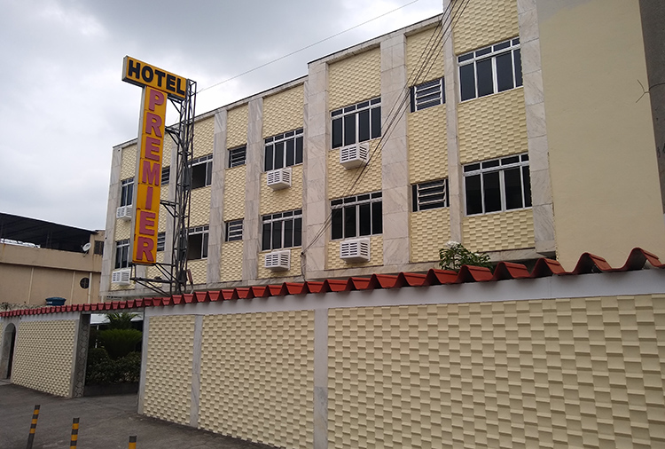 Foto da fachada do motel